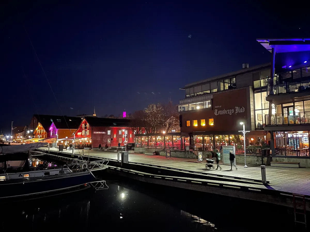 Brygge og båthavn i Tønsberg-området